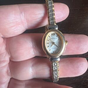 Ladies Jaclyn Smith gold / silver tone dainty watch with crystal accent